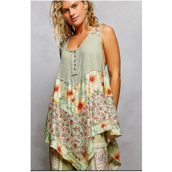 POL Tops - POL Sage Green Floral Print Sleeveless Ribbed Tunic Tank Top